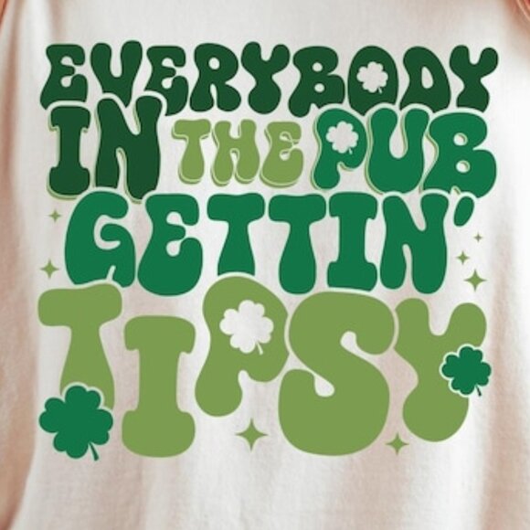 St. Patrick's Day Pub T-shirt, Everybody In The Pub Shirt - Picture 2 of 3